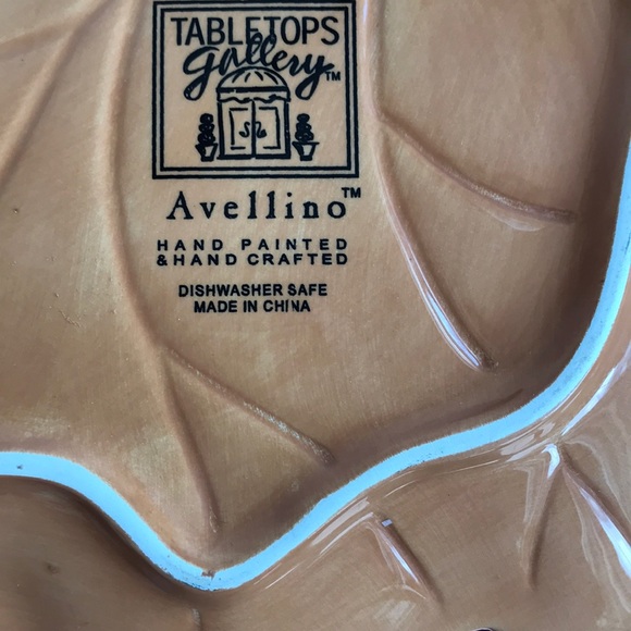 Decorative Leaf Plate - Picture 4 of 4